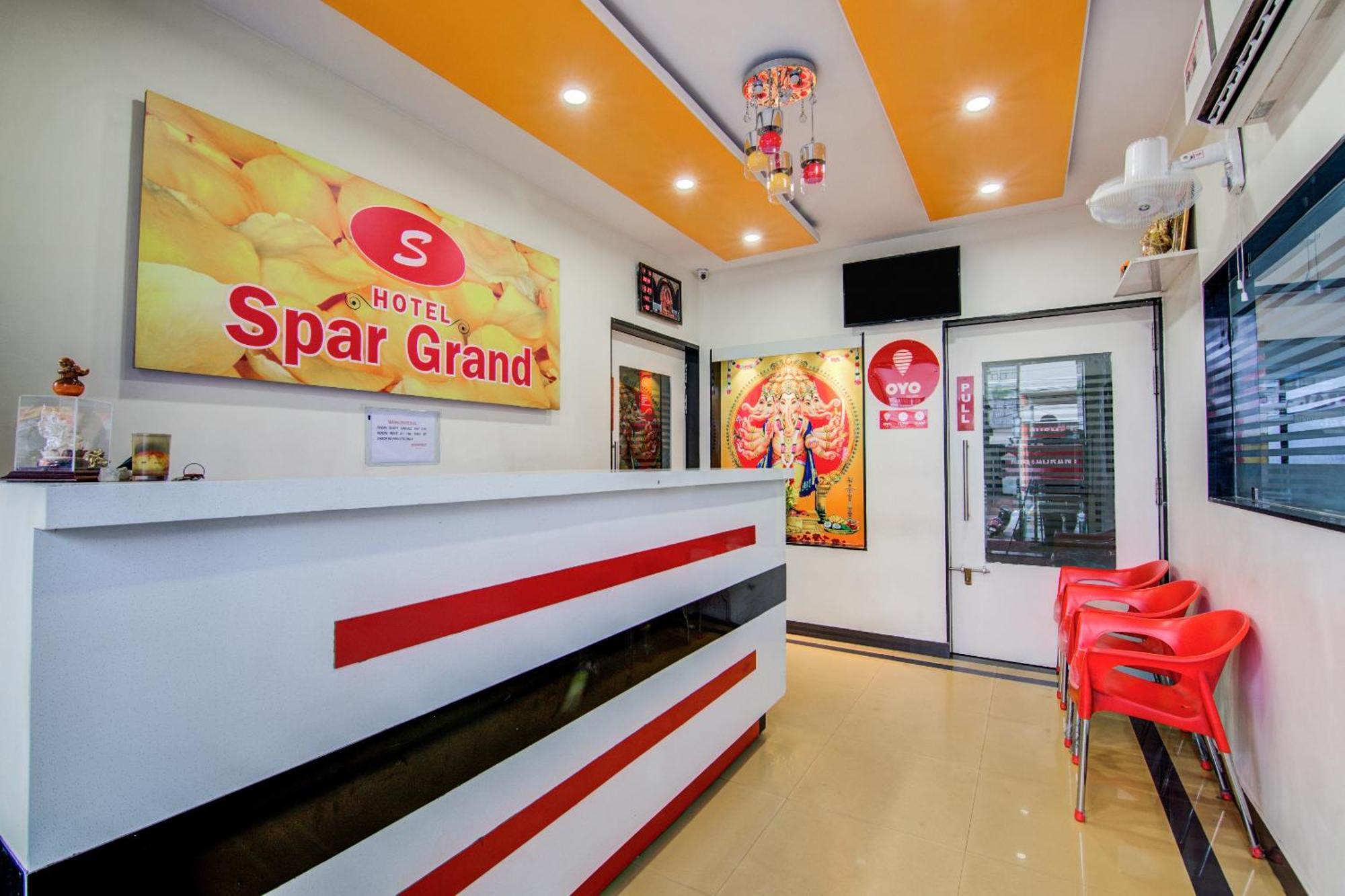 فندق Collection O Spar Grand فيساخاباتنام المظهر الخارجي الصورة