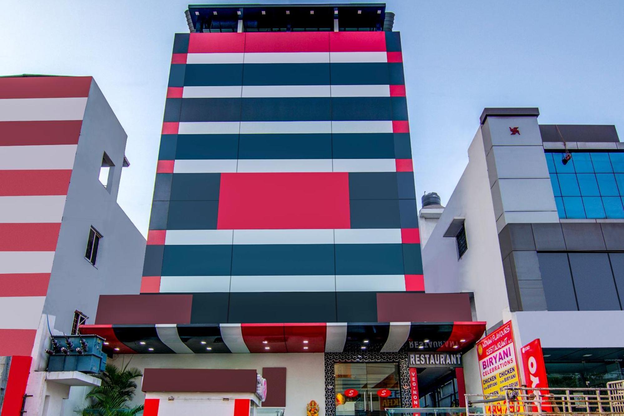 فندق Collection O Spar Grand فيساخاباتنام المظهر الخارجي الصورة