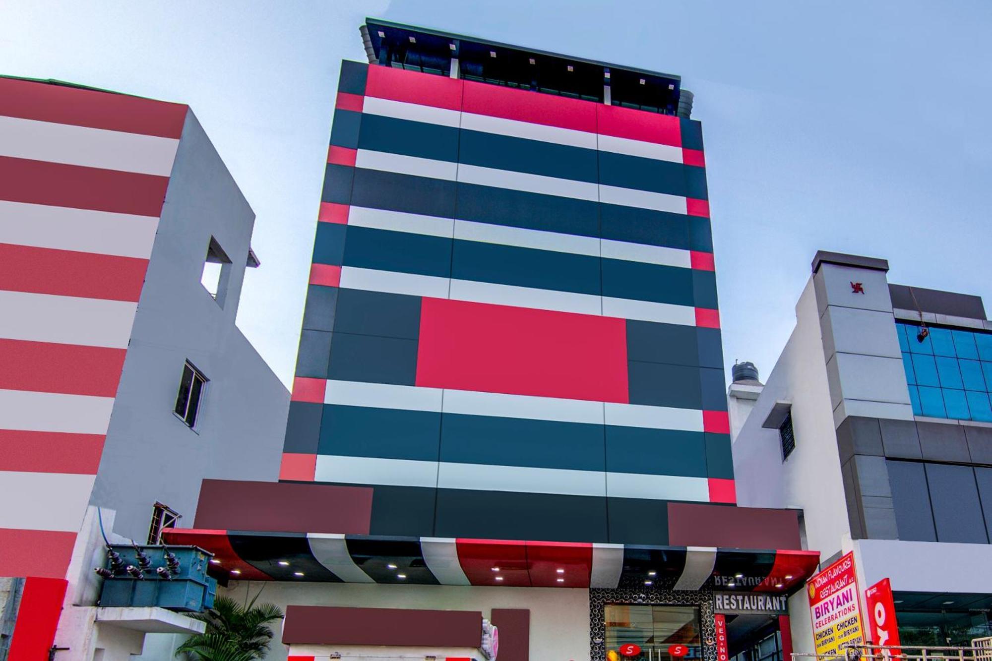 فندق Collection O Spar Grand فيساخاباتنام المظهر الخارجي الصورة